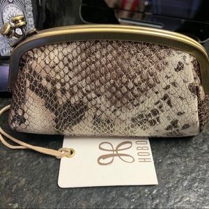 HOBO Bliss in platinum shimmer